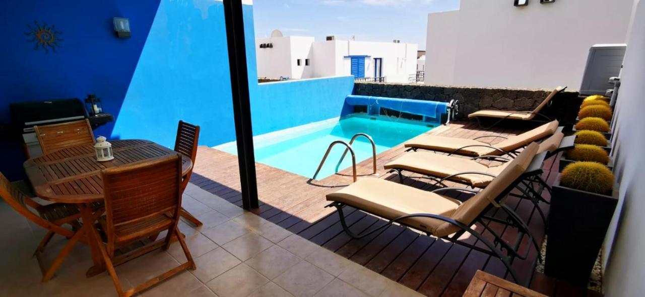 Villa Marina Piscina Climatizada Opcional Y 2 Bicis Gratuitas Playa Blanca  Exterior foto